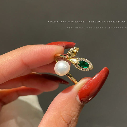 The Megan Leaf Pearl Ring