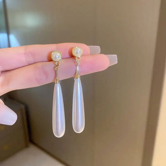 Vintage Pearl Drop Earrings