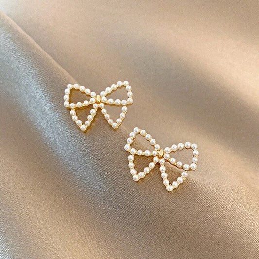 Minimal Delicate Pearl Bow Earrings