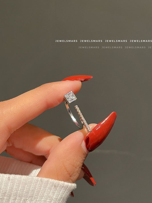 Statement Ring