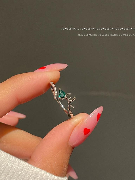 Minimal Eye Ring