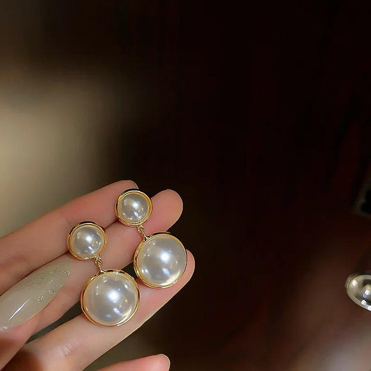 Statement Pearl Earrings