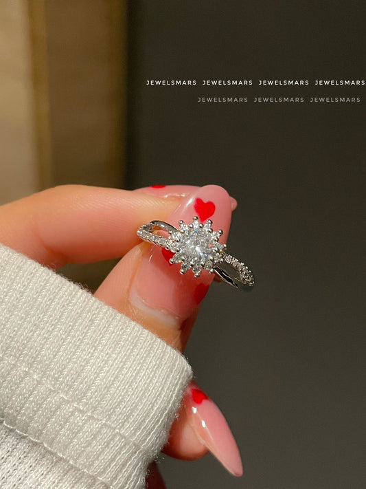 Floral Solitaire Ring