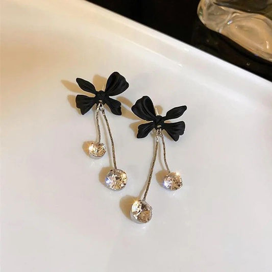 Black the Bow Earrings