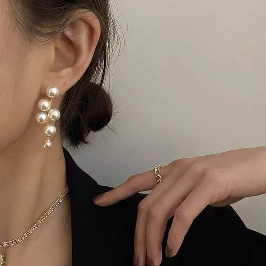 Pearl Mirage Earrings