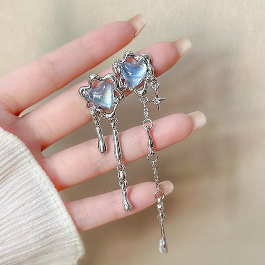 Grudge Heart Earrings