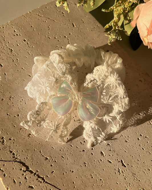 Dreamy Bow Scrunchie
