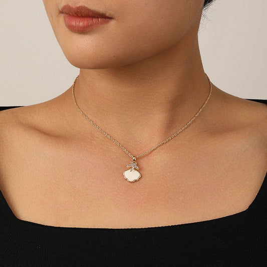 Sparkly Sea-star Necklace