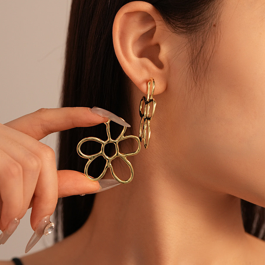 Hoops