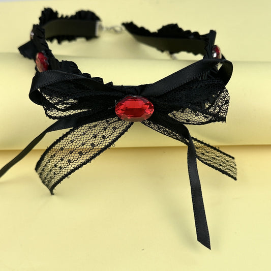 Gothic Goddess Bow Choker