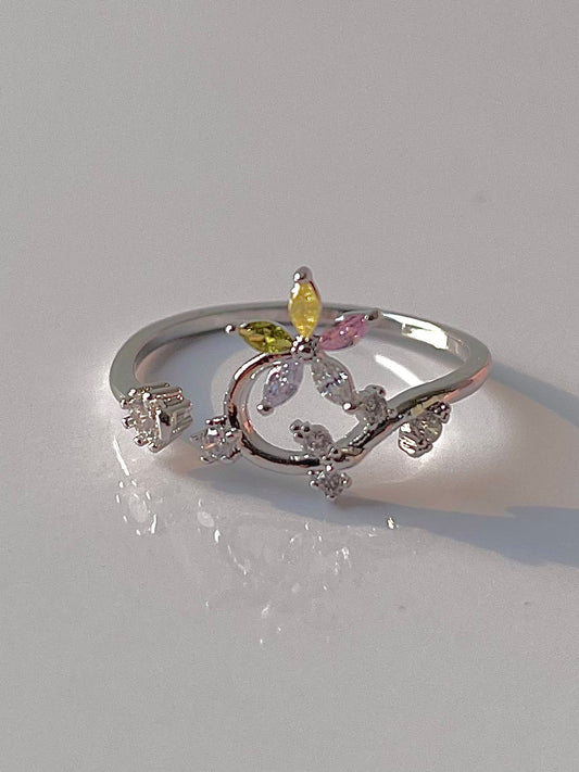 Twinkling in Silver Ring