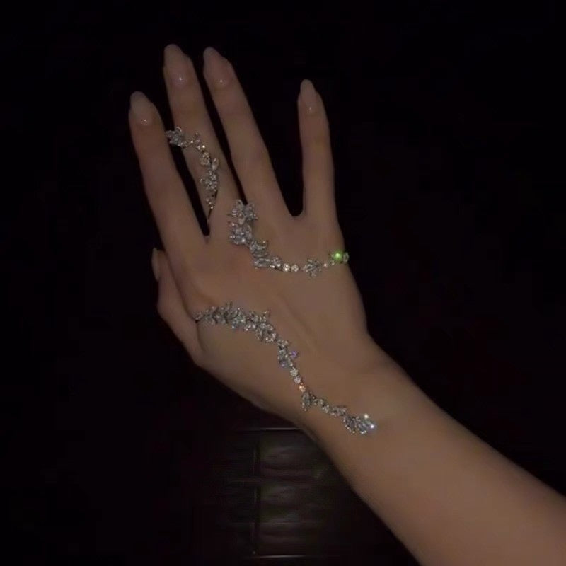 Hand Jewellery