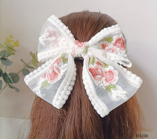 Señorita Blush Hair Bow