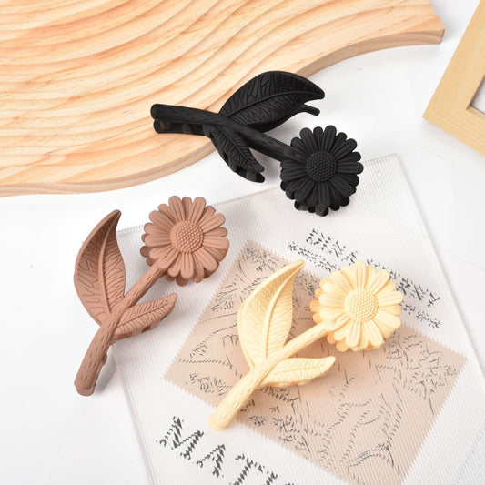 Daisy Del Rey! Hair Claw