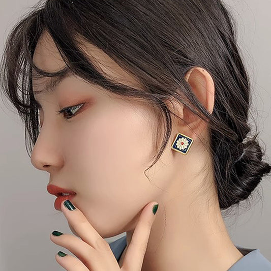 Eleanor Vintage Earrings