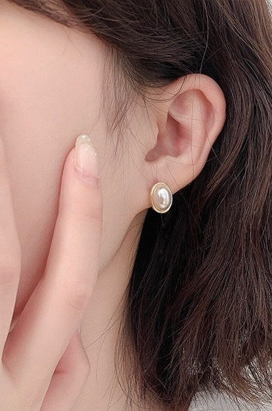 Parisian Pearl Earrings