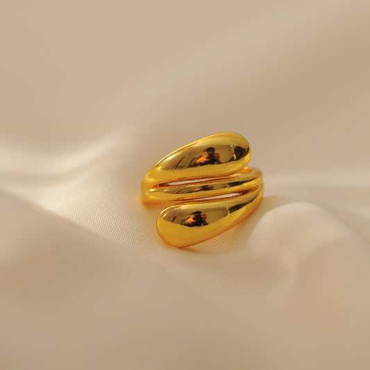 Always Iconic! Gold Ring