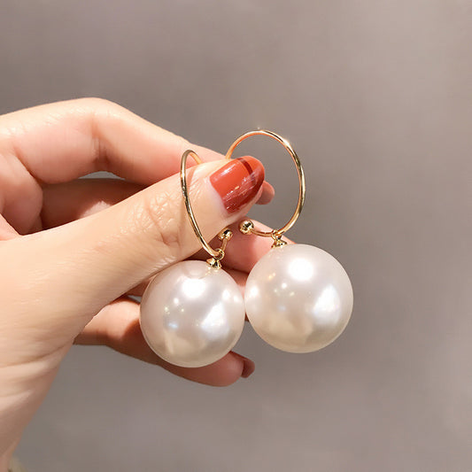 Soirées Pearl Earrings
