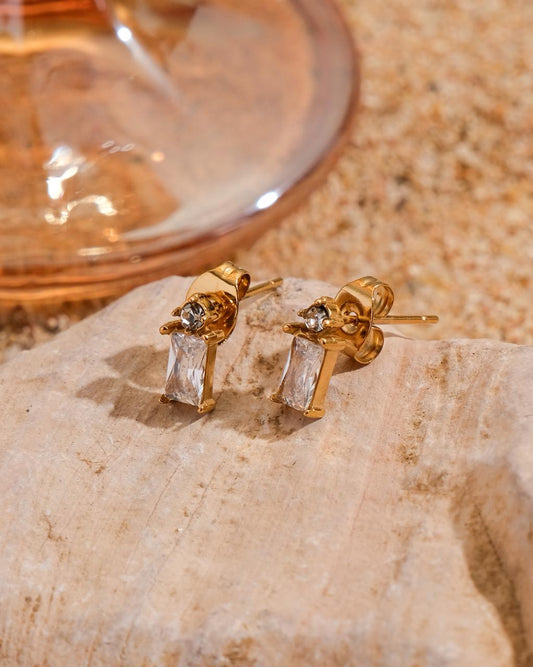 Minimalistic Malibu Earrings