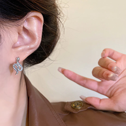 Pretty Poison Earrings