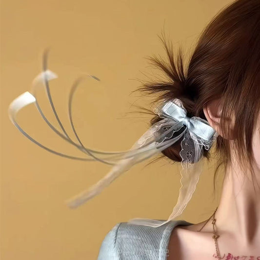 Juliet Lacy Hair Bow