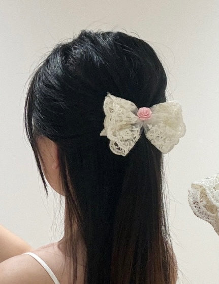 Blushing Folklore Bow Hair Clip
