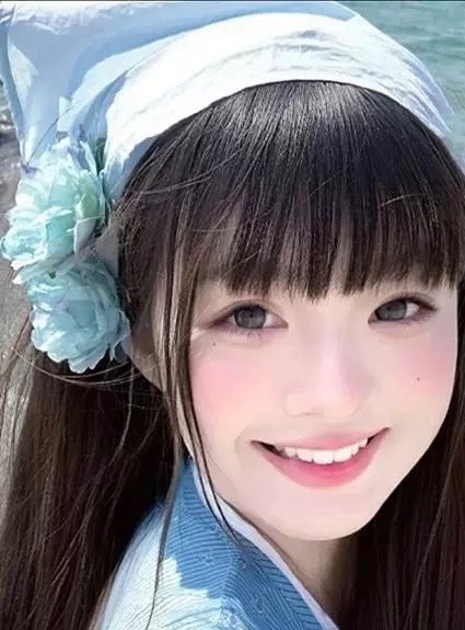 Wisteria Pinteresty Hair Clip