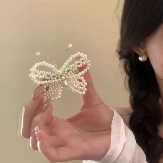 Flutter Whimsy Pearl Hair Clip