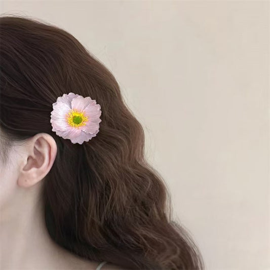 Pink Season! Poppy Hair Clip
