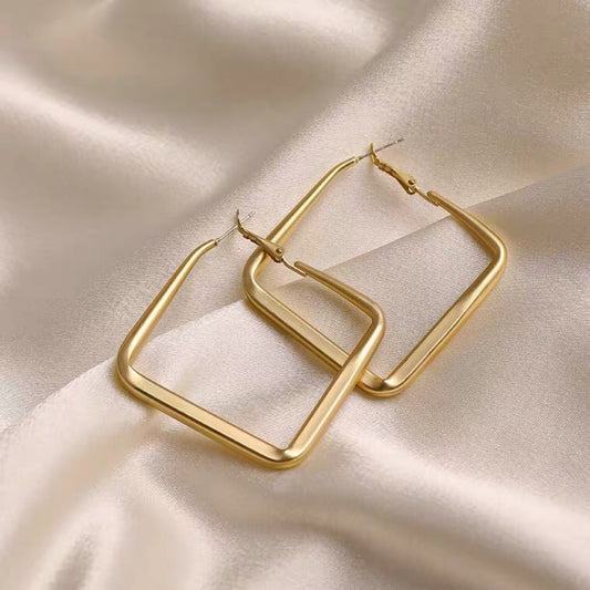 Dazzling Angles! Square Hoop Earrings
