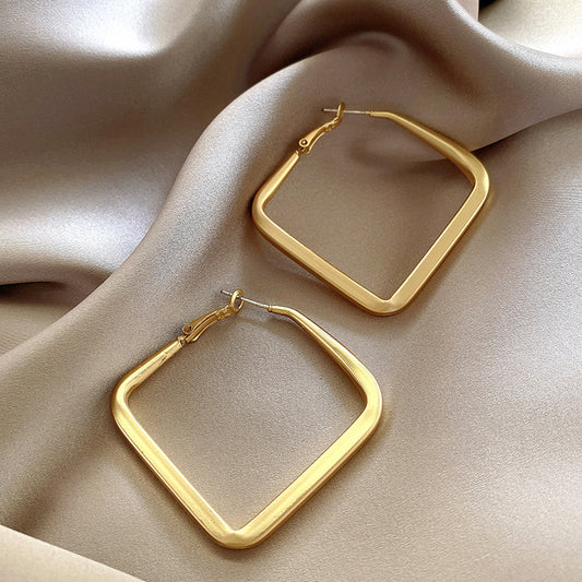 Dazzling Angles! Square Hoop Earrings