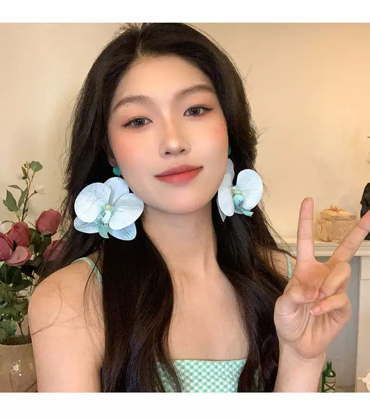 Moana Orchid Earrings