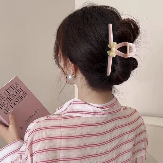 Softcore Coquette Claw Clip