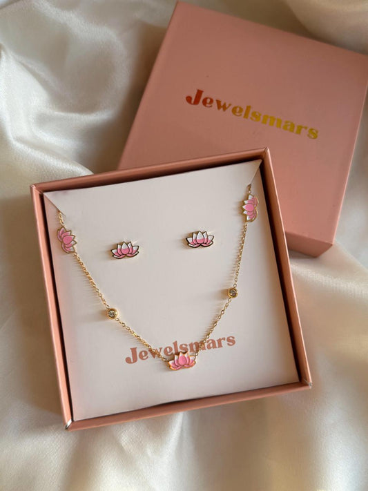Kamal Gift Set (Necklace + earrings)