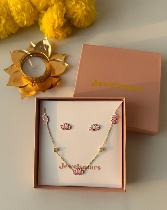 Kamal Gift Set (Necklace + earrings)
