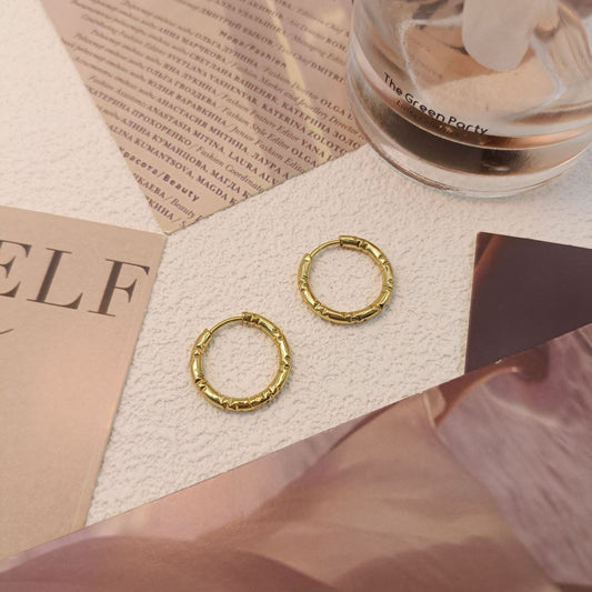 Effortlessness Golden! Hoop Earrings