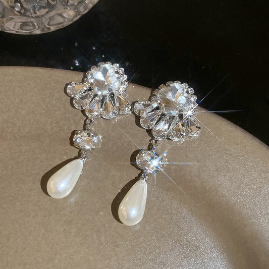 Hollywood Sparkle Earrings