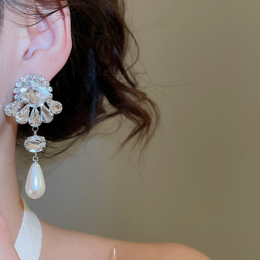 Hollywood Sparkle Earrings