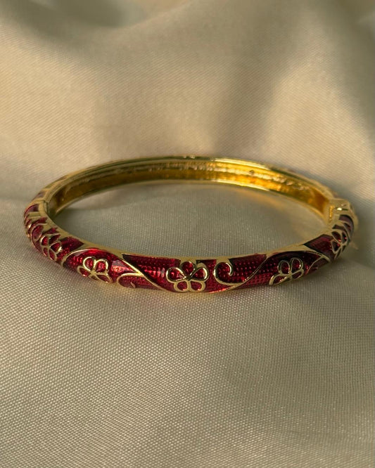 Deep red Duchess Enamel Bangle