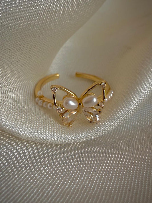 Ivorywing Pearl Ring