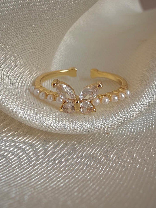 Fairyveil Flutter Pearl Ring