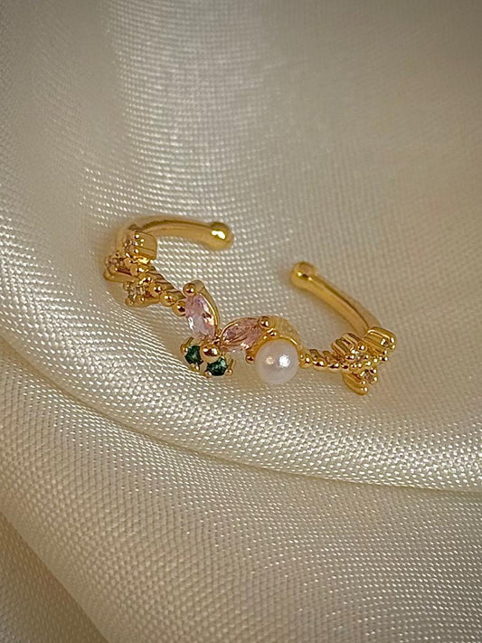 Seraphic Wings Pearl Ring