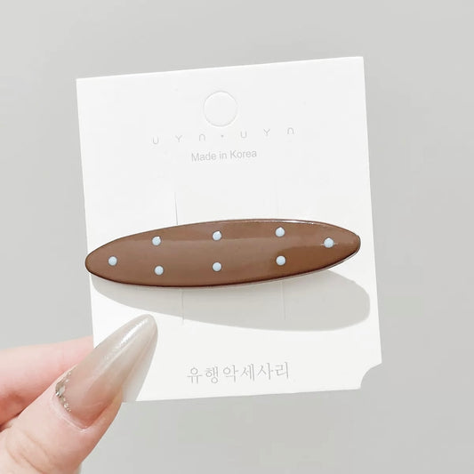 Cutesy Freckled Oval Hair Clip