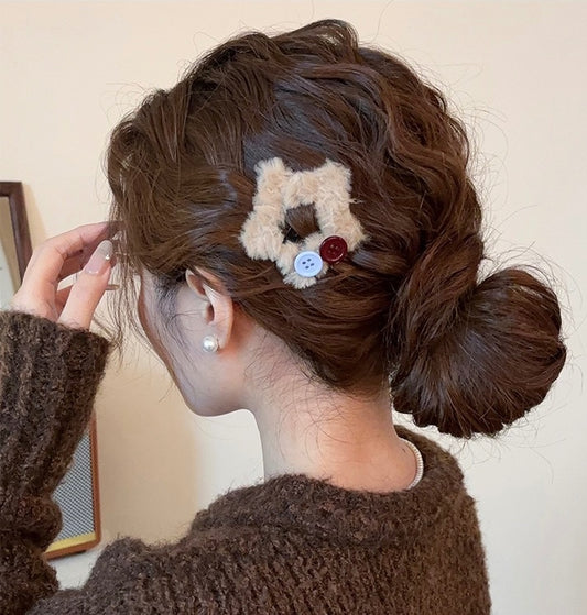 Fur n fuzzy Star Hair Clip