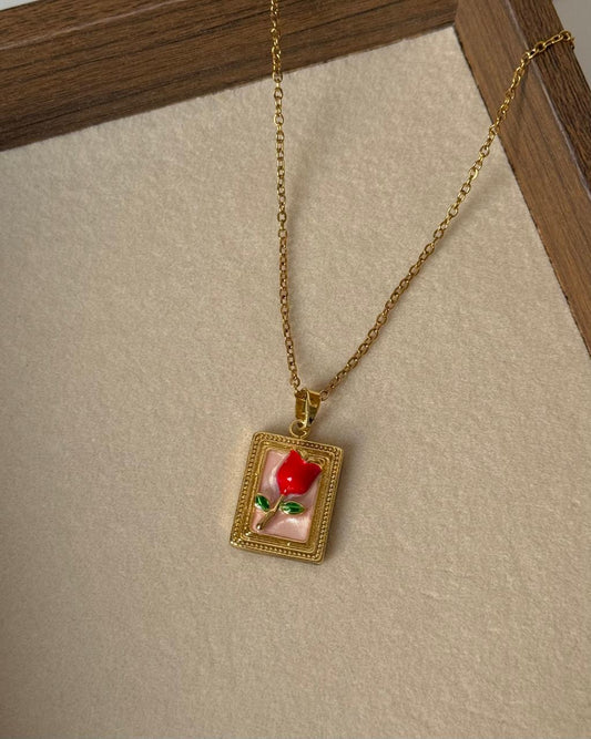 Vintage Romance Tulip Necklace