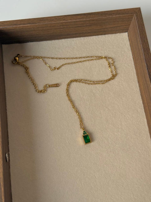 Glinted in Green Necklace