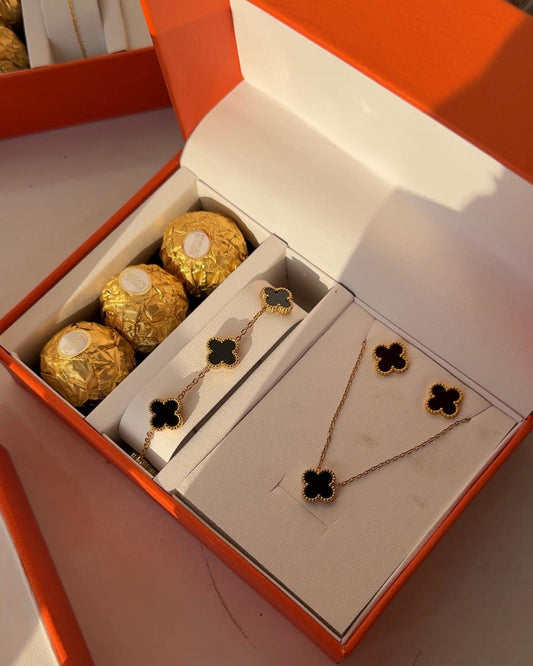 The Clover Connection Hamper