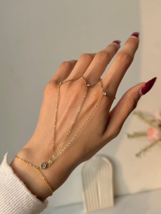 Soft Sparkle Era Hand Chain