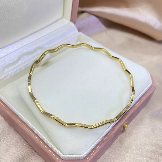 Selena Zig-zag Bracelet