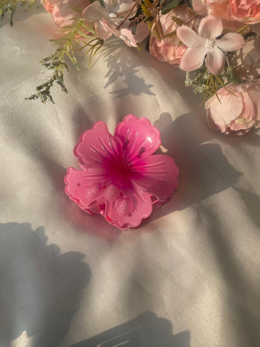 Beach-cation Hawaiian Hibiscus Hair Clip